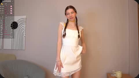 Snapshot of happyvivy chatting on February 17, 2025, 8:09 am Vivy online show from February 17, 2025, 8:09 am