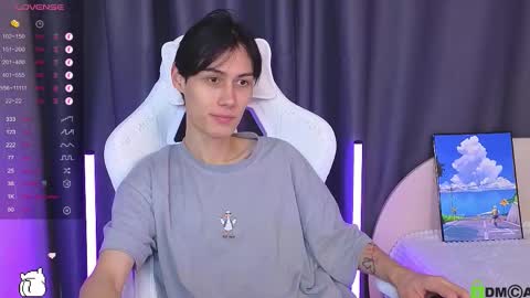 Mark online show from November 22, 2025, 10:42 pm