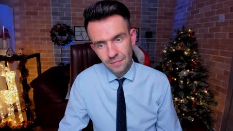 Snapshot of hard_and_juici chatting on December 24, 2024, 3:05 pm Steve online show from December 24, 2024, 3:05 pm