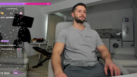 Snapshot of hard_chriss chatting on December 13, 2024, 8:41 am Hard Cock online show from December 13, 2024, 8:41 am
