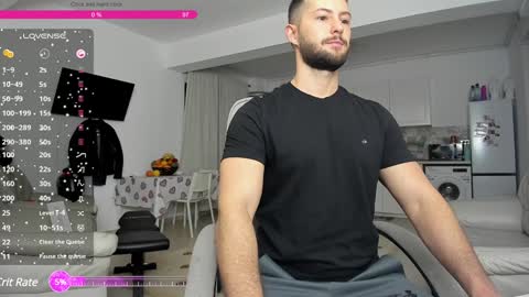 Snapshot of hard_chriss chatting on January 4, 2025, 5:05 am Hard Cock online show from January 4, 2025, 5:05 am