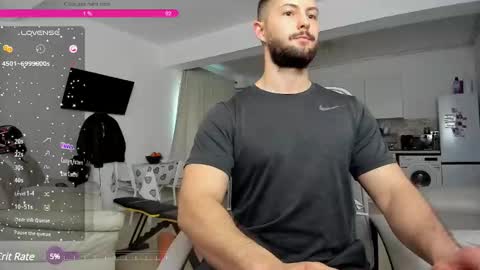 Snapshot of hard_chriss chatting on January 24, 2025, 11:15 am Hard Cock online show from January 24, 2025, 11:15 am