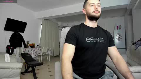 Snapshot of hard_chriss chatting on March 1, 2025, 10:02 am Hard Cock online show from March 1, 2025, 10:02 am