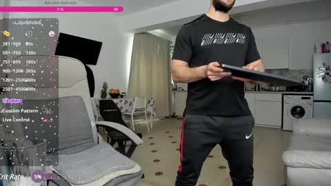 Snapshot of hard_chriss chatting on March 11, 2025, 8:20 am Hard Cock online show from March 11, 2025, 8:20 am
