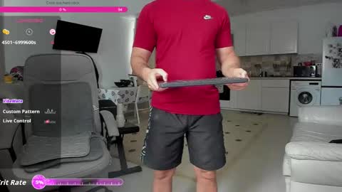 Snapshot of hard_chriss chatting on September 12, 2025, 9:20 am Hard Cock online show from September 12, 2025, 9:20 am