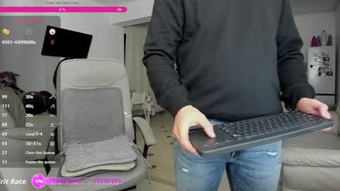 Snapshot of hard_chriss chatting on September 25, 2025, 5:05 pm Hard Cock online show from September 25, 2025, 5:05 pm