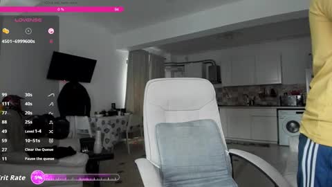 Snapshot of hard_chriss chatting on October 7, 2025, 8:44 am Hard Cock online show from October 7, 2025, 8:44 am