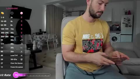 Snapshot of hard_chriss chatting on October 9, 2025, 9:51 am Hard Cock online show from October 9, 2025, 9:51 am