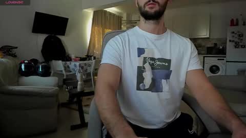 Snapshot of hard_chriss chatting on November 2, 2025, 9:44 am Hard Cock online show from November 2, 2025, 9:44 am