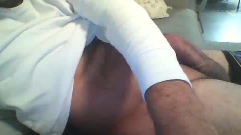hard_cock_32 online show from March 24, 2026, 8:03 pm