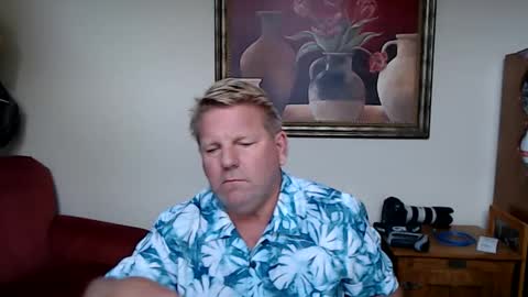 Snapshot of hardblondcouplehawaii chatting on December 1, 2025, 11:21 pm Steele and Cassie online show from December 1, 2025, 11:21 pm