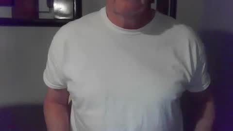 hardchicagoforzya online show from November 11, 2025, 8:25 am