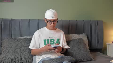 Snapshot of hardcore_heat chatting on January 7, 2026, 12:13 am Kade and Demi online show from January 7, 2026, 12:13 am