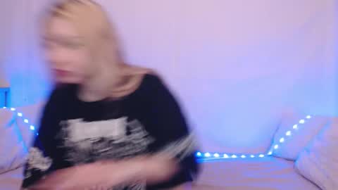 Snapshot of hardcore_x chatting on September 25, 2025, 10:13 pm Emily online show from September 25, 2025, 10:13 pm