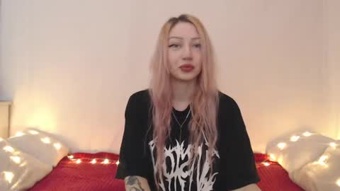 Emily online show from June 3, 2026, 9:53 pm