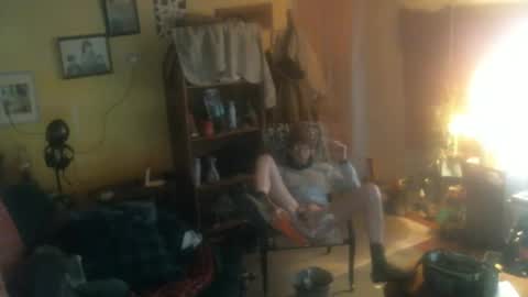 john nobles online show from December 22, 2025, 6:49 pm