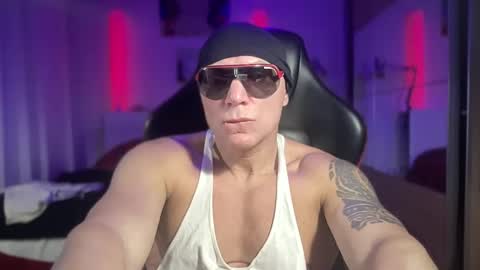 Snapshot of hardmattsteel chatting on February 16, 2025, 2:32 pm MATTSTEEL - ITALIAN STALLION online show from February 16, 2025, 2:32 pm