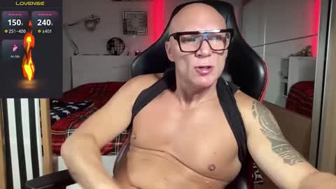 MATTSTEEL - ITALIAN STALLION online show from October 10, 2025, 8:57 am