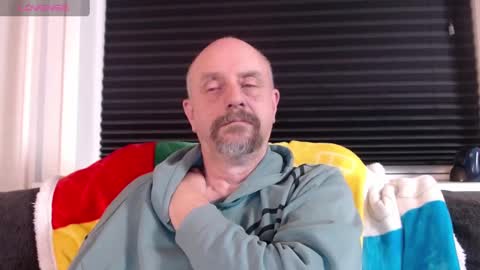 MrLazy online show from December 10, 2024, 8:49 pm
