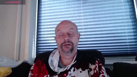 MrLazy online show from February 3, 2025, 11:31 am