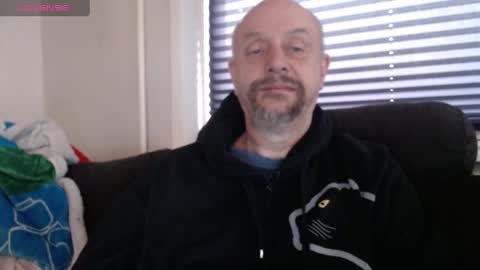MrLazy online show from February 8, 2025, 9:56 am