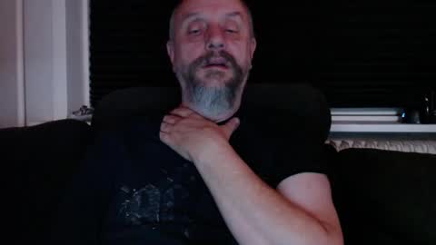 MrLazy online show from December 16, 2025, 1:54 am