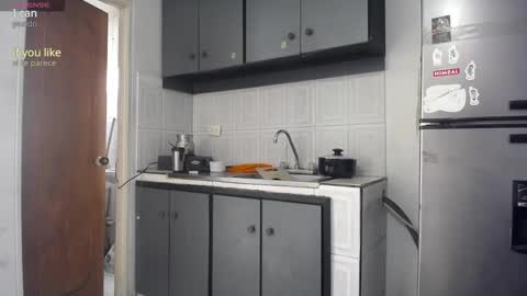 Snapshot of hardsexlove08 chatting on February 5, 2026, 8:13 pm Andres Dean online show from February 5, 2026, 8:13 pm