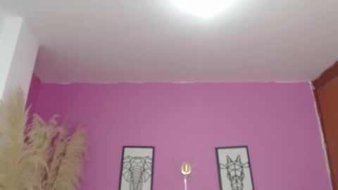       online show from September 30, 2025, 11:10 pm