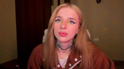 Snapshot of harley_kimm chatting on October 4, 2025, 5:27 am Julia online show from October 4, 2025, 5:27 am