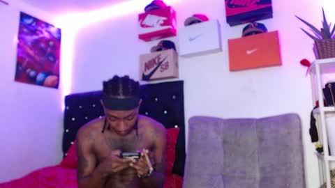 harley_quinnn111 online show from December 26, 2024, 9:04 pm