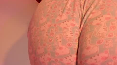 Annie online show from February 16, 2025, 6:43 am