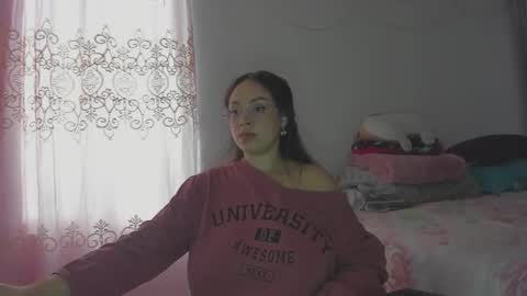 Natii  online show from March 18, 2026, 7:39 pm