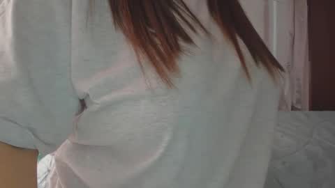 Natii  online show from April 14, 2026, 7:42 pm