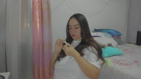 Snapshot of harleynapier chatting on June 20, 2026, 10:56 pm Natii online show from June 20, 2026, 10:56 pm