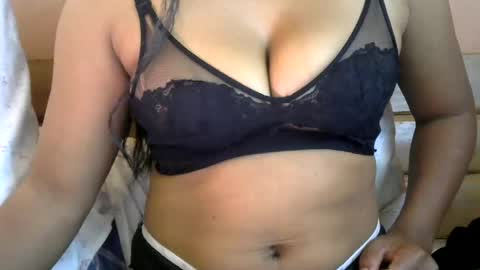 harmalie online show from July 25, 2026, 7:50 am
