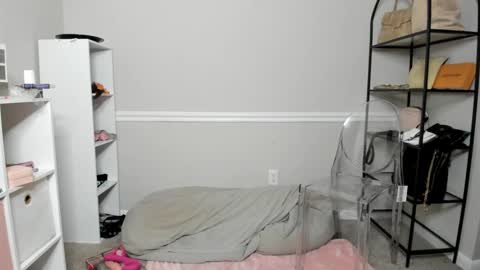 Snapshot of harmonie_marquise chatting on September 30, 2025, 8:47 pm Harmonie Marquise online show from September 30, 2025, 8:47 pm