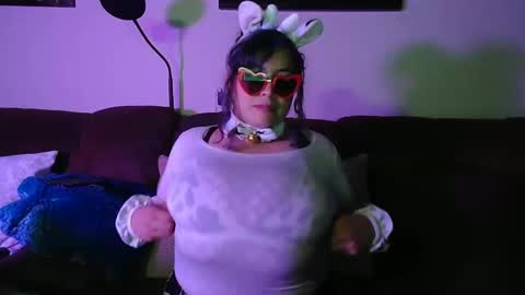 Snapshot of harmony_foxxyn_n chatting on October 31, 2025, 8:48 am Harmony Foxxyn n online show from October 31, 2025, 8:48 am