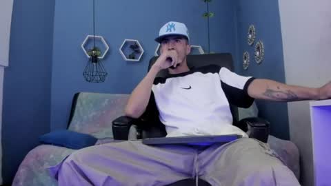 harold_999 online show from July 4, 2026, 7:25 am