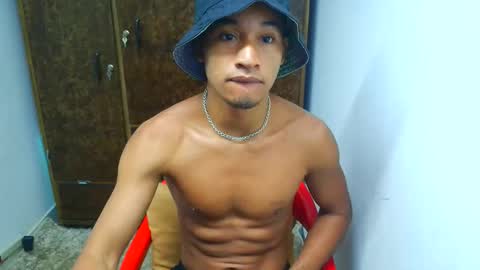 Snapshot of harry_benson_hot chatting on October 19, 2025, 10:49 am david escobarz insta..gram online show from October 19, 2025, 10:49 am