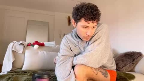 Snapshot of harry_jen chatting on December 30, 2024, 9:05 am TAP HERE choise Harry tattoo on chest  Jen curls hair online show from December 30, 2024, 9:05 am