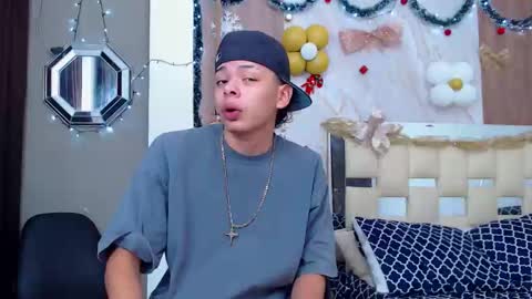 Snapshot of harry_jhonsonn chatting on December 3, 2025, 11:14 pm Harry online show from December 3, 2025, 11:14 pm