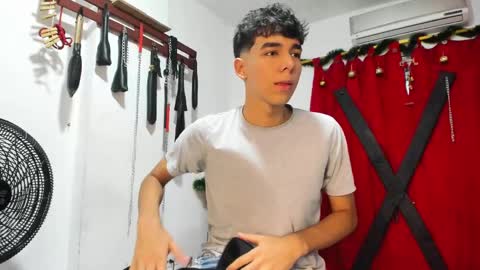 Harry online show from December 8, 2024, 7:43 pm