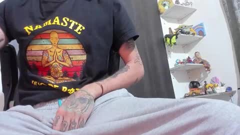 Snapshot of harry_reems_ chatting on October 2, 2025, 6:09 am OMAR online show from October 2, 2025, 6:09 am