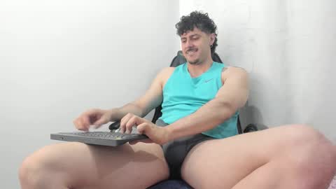 Snapshot of harrydaviss chatting on October 17, 2025, 3:31 am alpha online show from October 17, 2025, 3:31 am