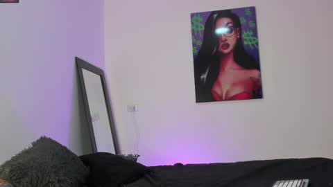 Snapshot of harrytwink18 chatting on February 14, 2025, 1:29 pm HARRY online show from February 14, 2025, 1:29 pm