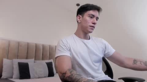 Harry Jones online show from February 14, 2025, 5:25 pm