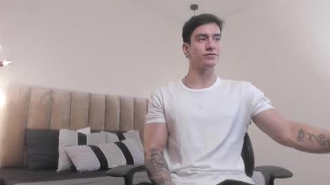 Harry Jones online show from February 21, 2025, 5:42 pm