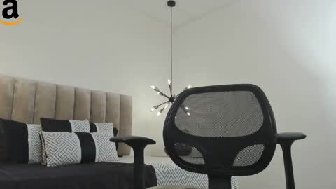 Harry Jones online show from March 4, 2025, 8:38 pm