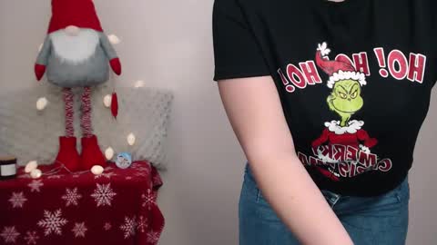 Snapshot of hartfoxx chatting on December 24, 2024, 8:16 pm hartfoxx online show from December 24, 2024, 8:16 pm