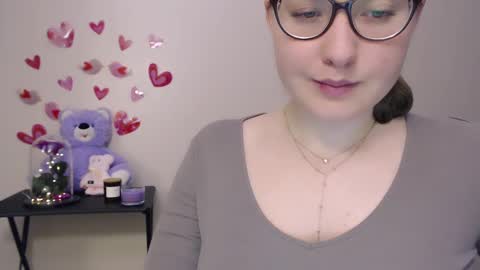 Snapshot of hartfoxx chatting on February 3, 2025, 8:24 pm hartfoxx online show from February 3, 2025, 8:24 pm